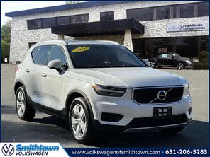 Volvo XC40 T5 Momentum AWD