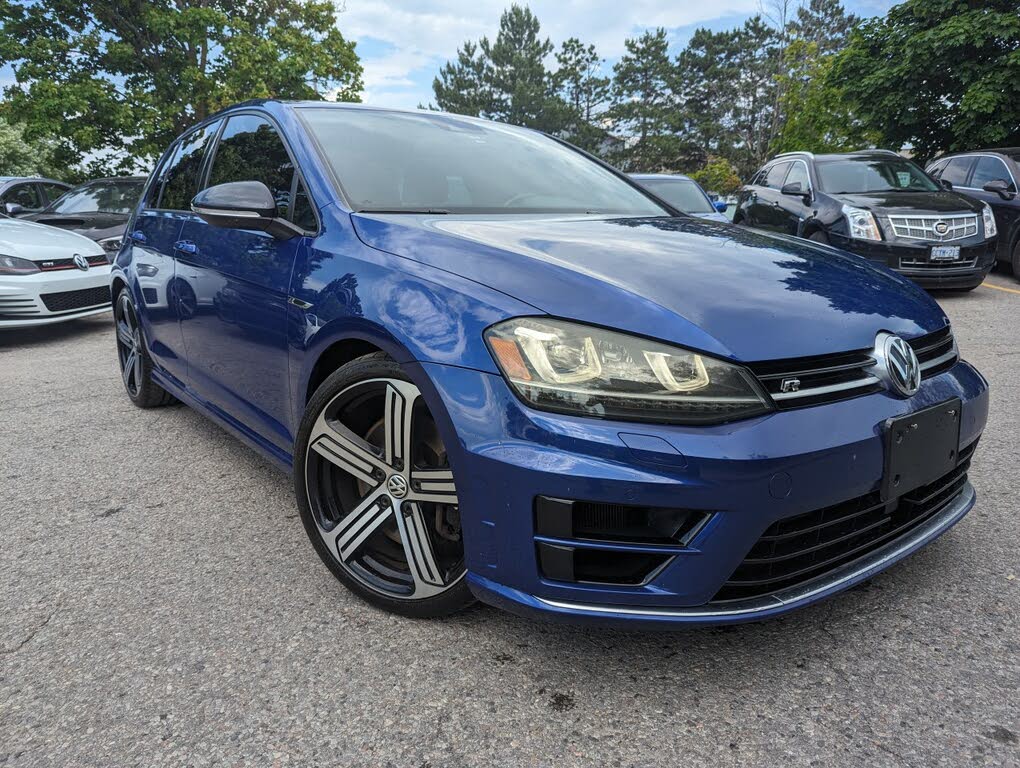 2016 Volkswagen Golf R 4-Door AWD