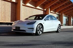 Tesla Model 3 Standard Range Plus RWD