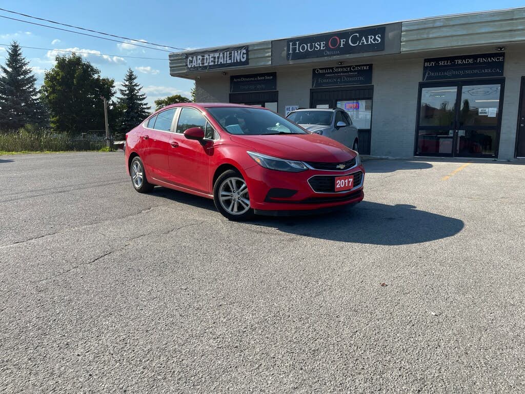 2017 Chevrolet Cruze LT Sedan FWD