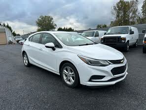 Chevrolet Cruze LT Diesel Hatchback FWD