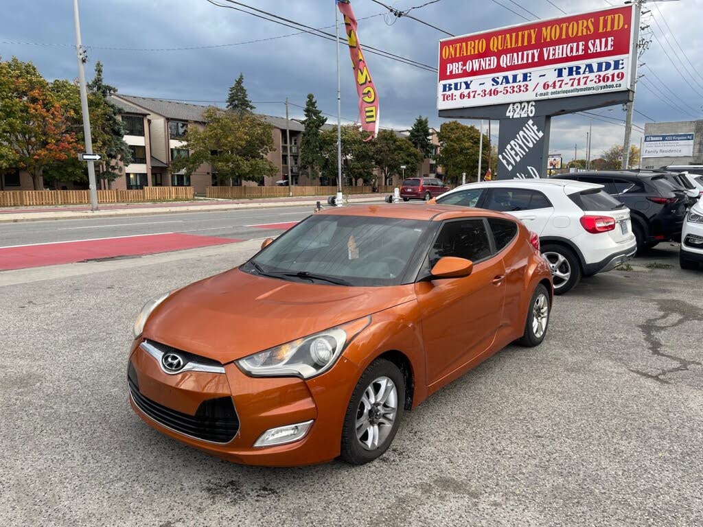 Hyundai Veloster SE FWD 2016