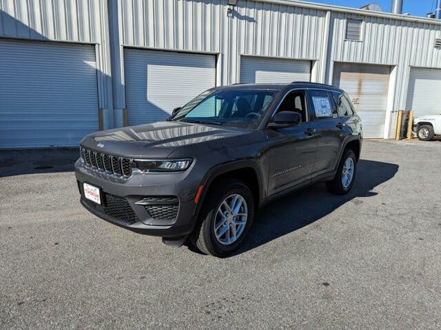2025 Jeep Grand Cherokee Laredo X 4WD