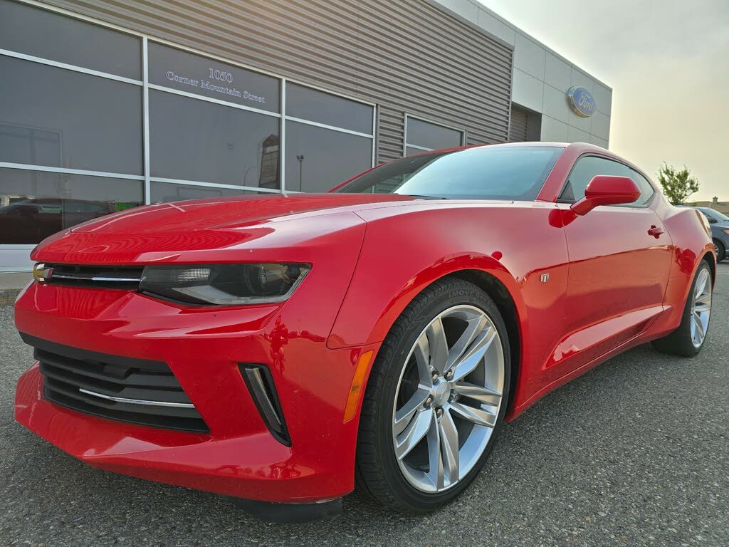 2017 Chevrolet Camaro 1LT Coupe RWD