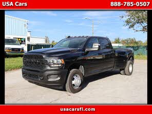 RAM 3500 Tradesman Crew Cab LB DRW 4WD