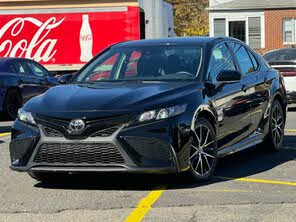 Toyota Camry XLE AWD