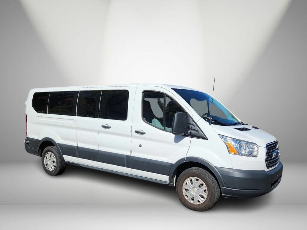 Cargurus 15 fashion passenger van