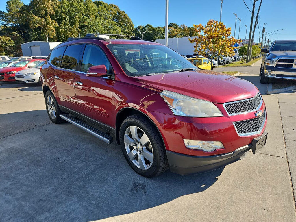 2011 Chevrolet Traverse 1LT FWD