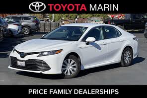 Toyota Camry Hybrid LE FWD