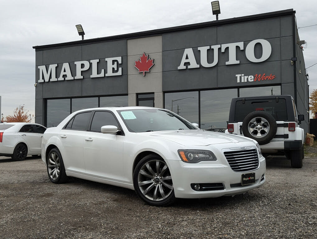 2014 Chrysler 300 S RWD