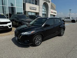 Nissan Kicks SV FWD