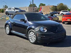 Volkswagen Beetle 2.0T S Convertible FWD