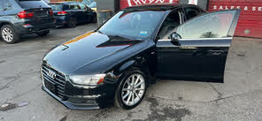 Audi A4 2.0T quattro Premium Plus AWD