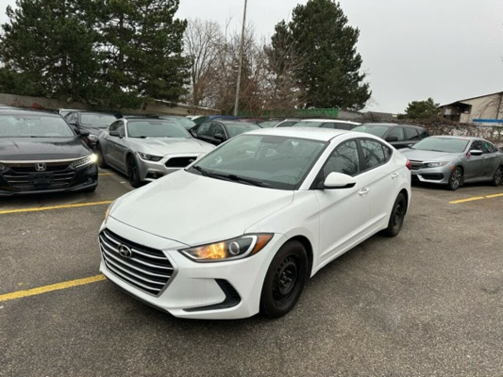 Hyundai Elantra LE FWD 2017