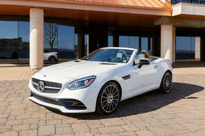 Mercedes-Benz SLC 300 RWD