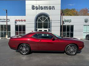 Dodge Challenger SXT AWD