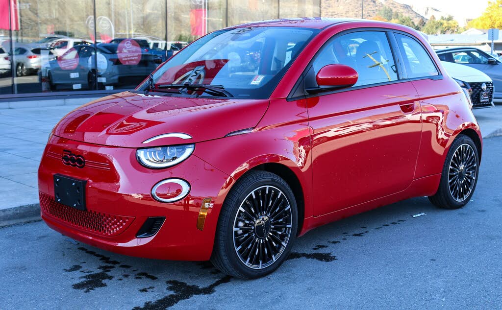 2024 FIAT 500e