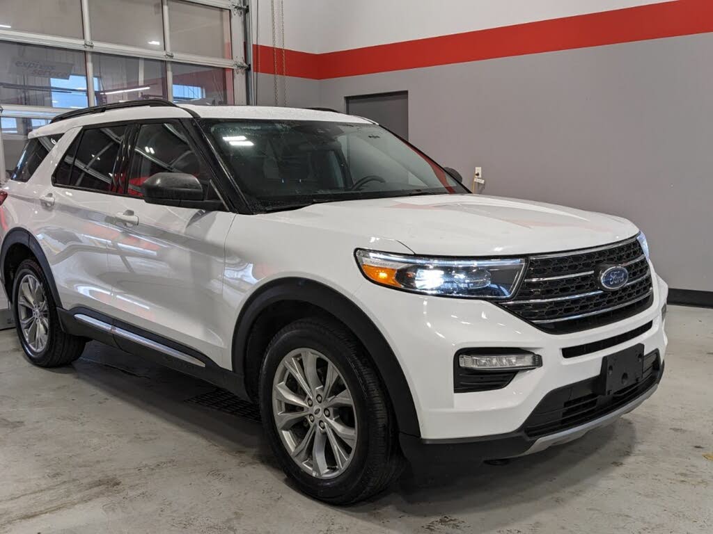 2023 Ford Explorer XLT AWD