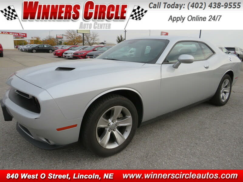 2022 Dodge Challenger SXT RWD