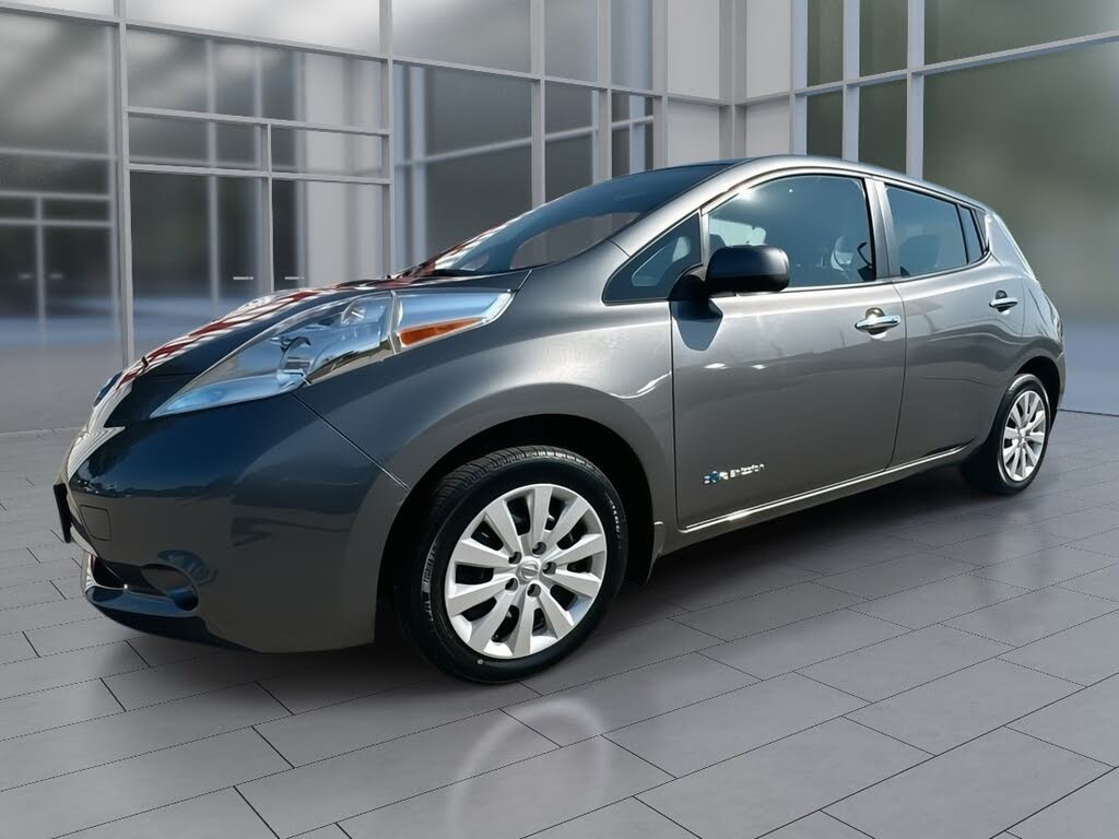 2017 Nissan LEAF S