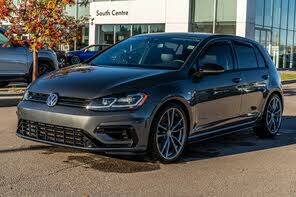 Volkswagen Golf R AWD