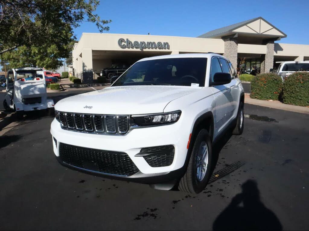 2025 Jeep Grand Cherokee Laredo 4WD