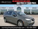 Chrysler Pacifica Touring L AWD