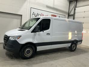 Mercedes-Benz Sprinter 2500 144 V6 Cargo Van RWD