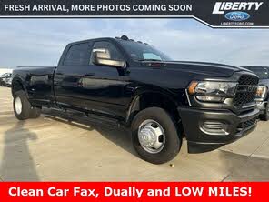 RAM 3500 Tradesman Crew Cab LB DRW 4WD