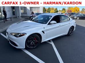 Alfa Romeo Giulia Quadrifoglio RWD