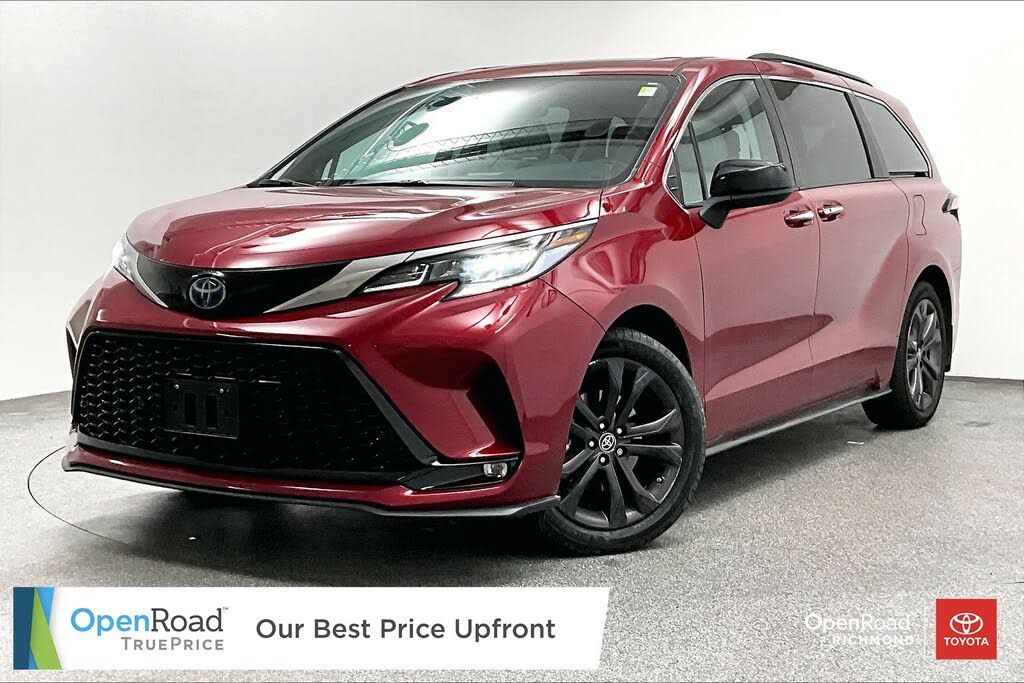 2022 Toyota Sienna XSE 7-Passenger FWD