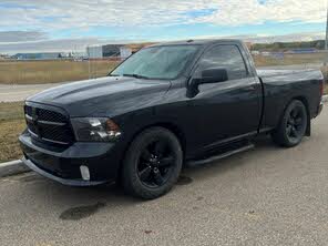 RAM 1500 Express RWD