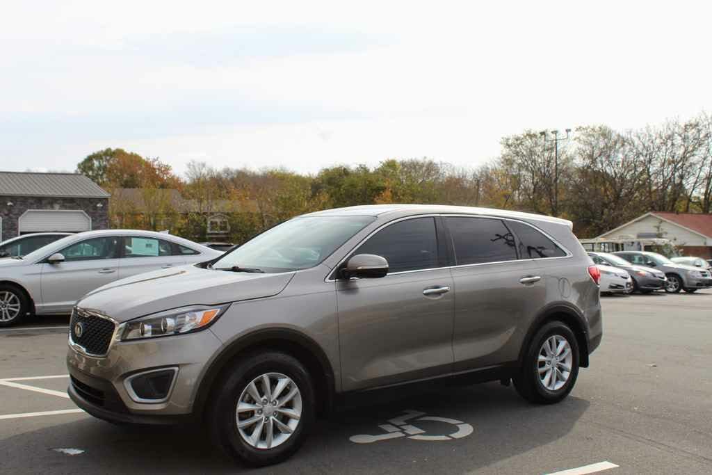 2018 Kia Sorento L FWD