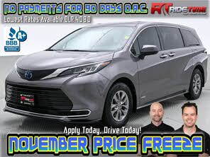 Toyota Sienna XLE 8-Passenger FWD