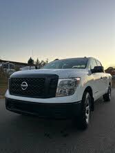 Nissan Titan Platinum Reserve Crew Cab 4WD