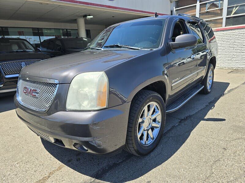2011 GMC Yukon Denali AWD