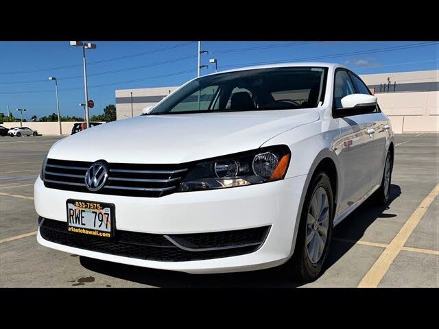 2013 Volkswagen Passat S with Appearance