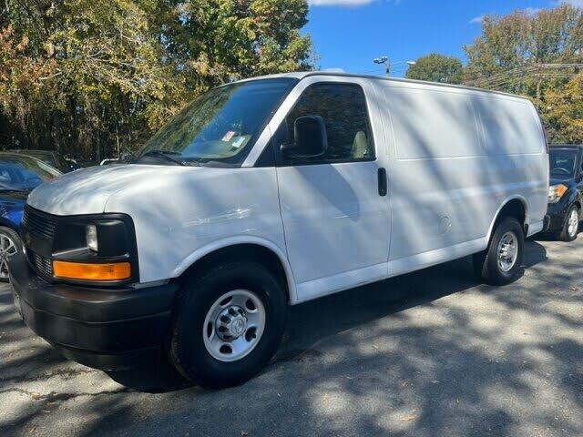 2017 Chevrolet Express Cargo 2500 RWD