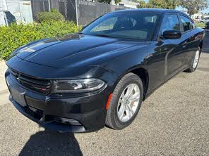 Dodge Charger SXT RWD