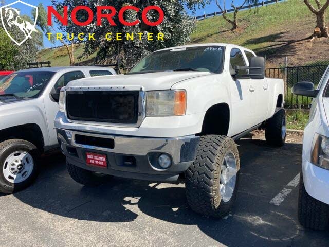 2011 GMC Sierra 2500HD SLT Crew Cab 4WD