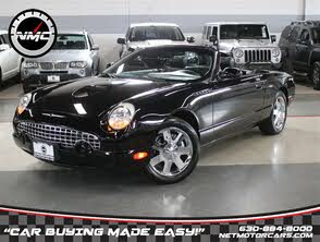 Ford Thunderbird Deluxe RWD