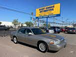 Lincoln Town Car Signature