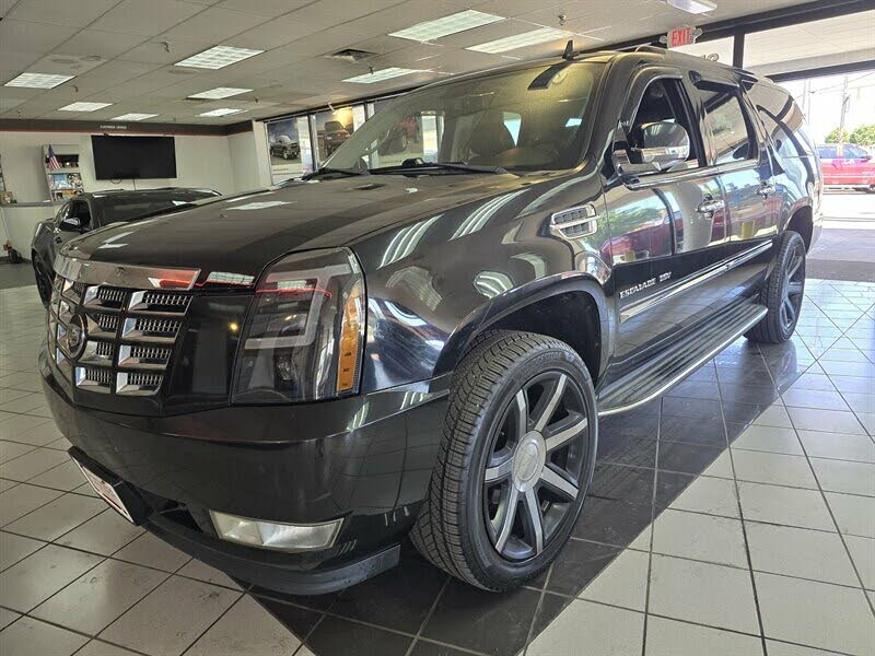 2011 Cadillac Escalade ESV Luxury 4WD