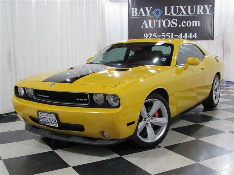 2010 Dodge Challenger SRT8 RWD