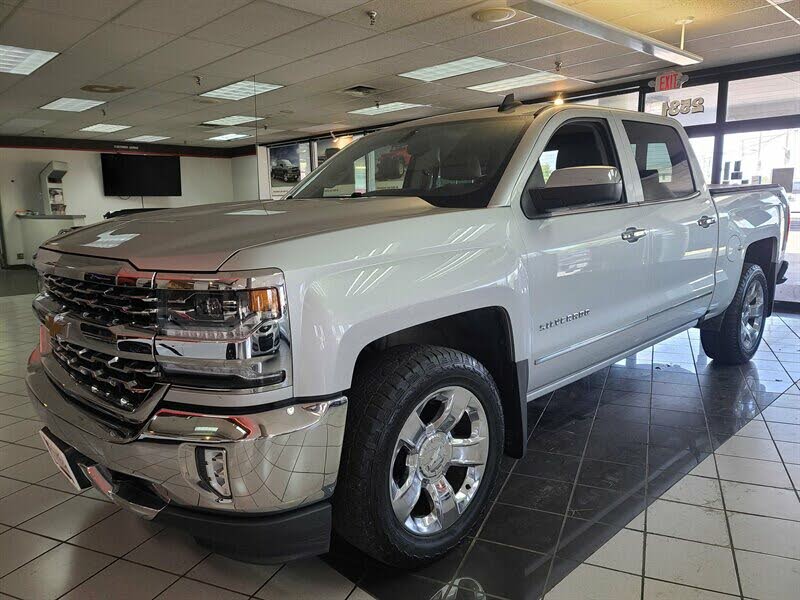 2017 Chevrolet Silverado 1500 LTZ Crew Cab 4WD