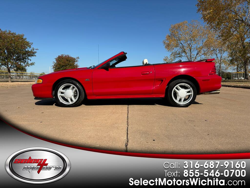 1994 Ford Mustang GT Convertible RWD