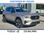 Volvo XC40 B5 Plus Dark Theme AWD