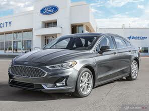 Ford Fusion Energi Titanium FWD