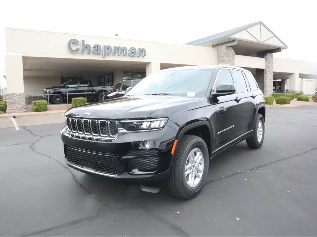 2025 Jeep Grand Cherokee Laredo 4WD