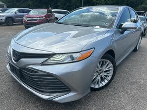 Toyota Camry Hybrid XLE FWD